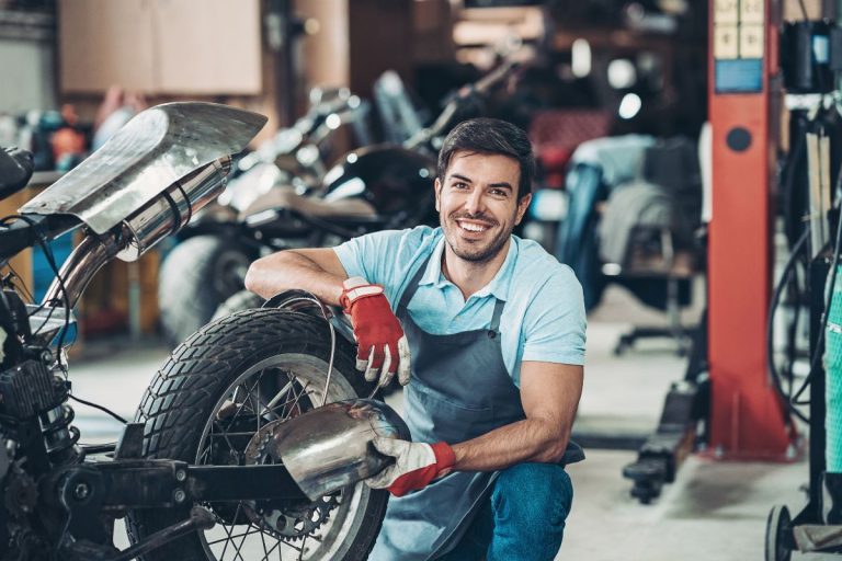 Motorcycle Mechanic Needed in Canada – Apply Now