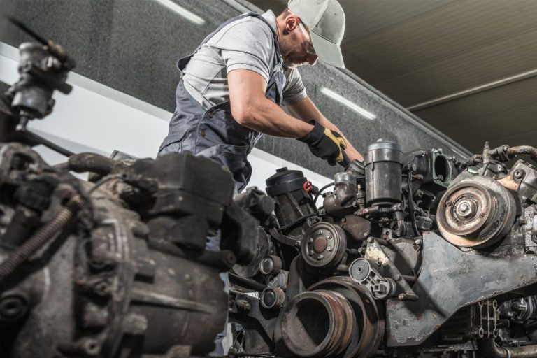 Truck Mechanic Urgently Needed in Canada – Apply Now